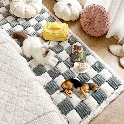 Fuzzy Comfort: The Ultimate Pet Mat